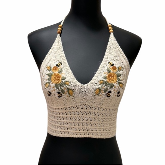 ROMWE Tops - Embroidered Bee Flower Boho Knit Halter Top Festival